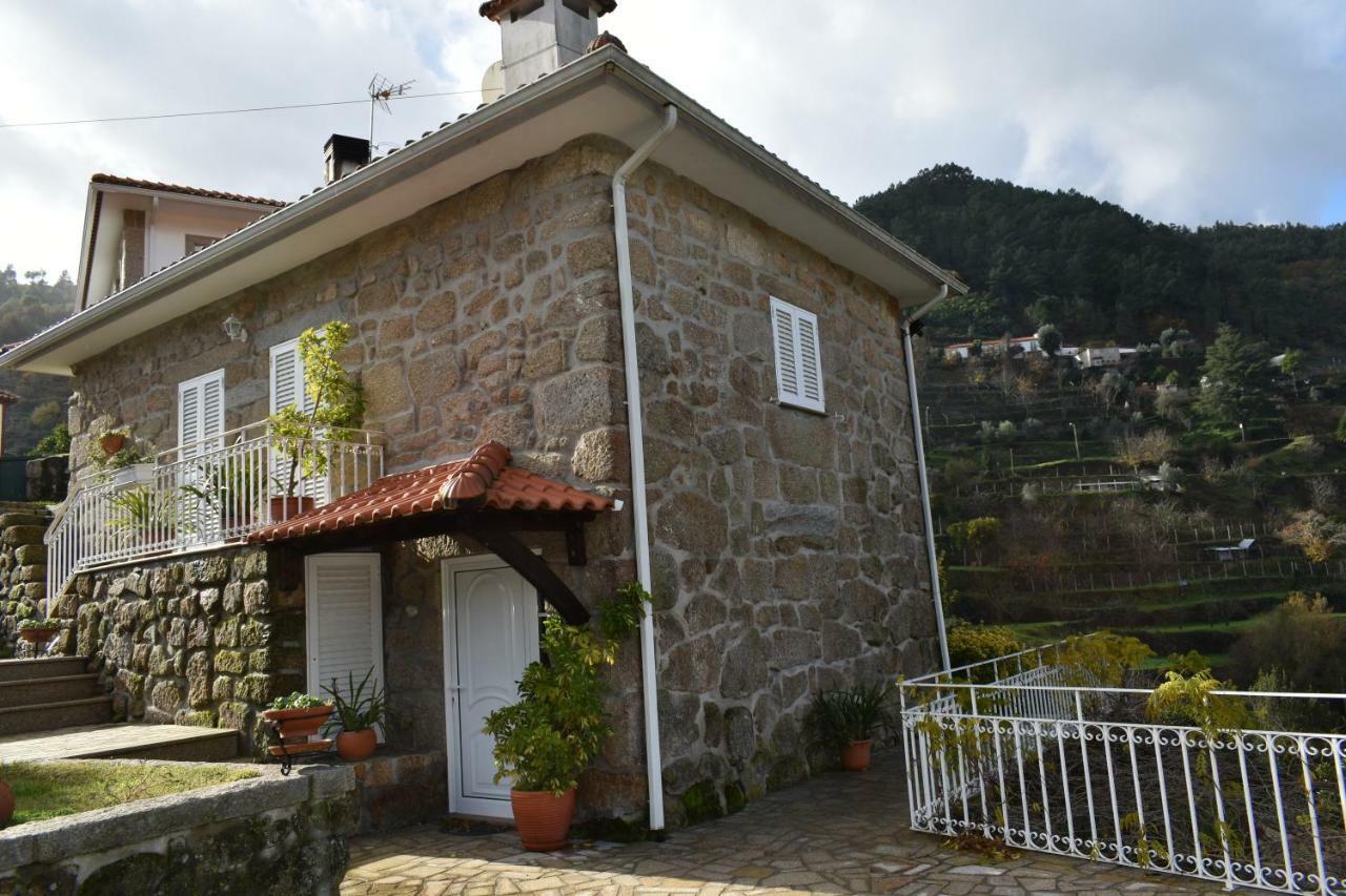 Douro Studio Cinfães Exterior photo